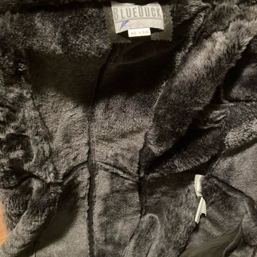 Blue duck coat size medium women slightly used in great condition